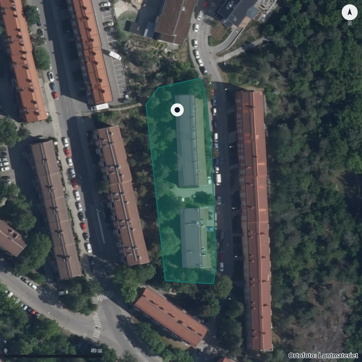 Flygbild över Förskolan Isälven, Pysslingen, ortofoto från Lantmäteriet