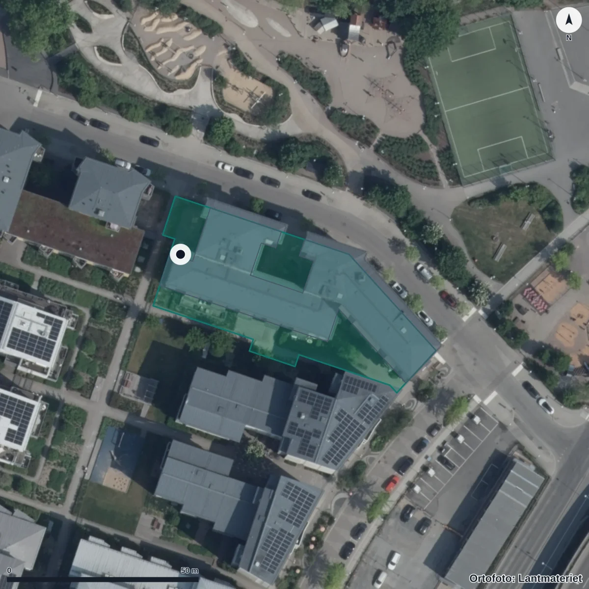 Flygbild över Förskolan Båtklubben, ortofoto från Lantmäteriet