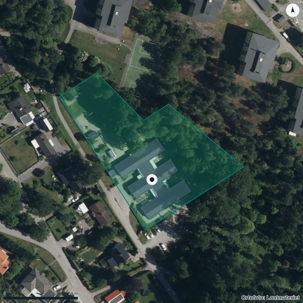Flygbild över Förskolan Sörgården, ortofoto från Lantmäteriet