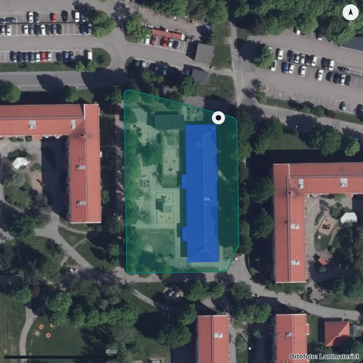 Flygbild över Eriksbo Västergärde 35 Förskola, ortofoto från Lantmäteriet