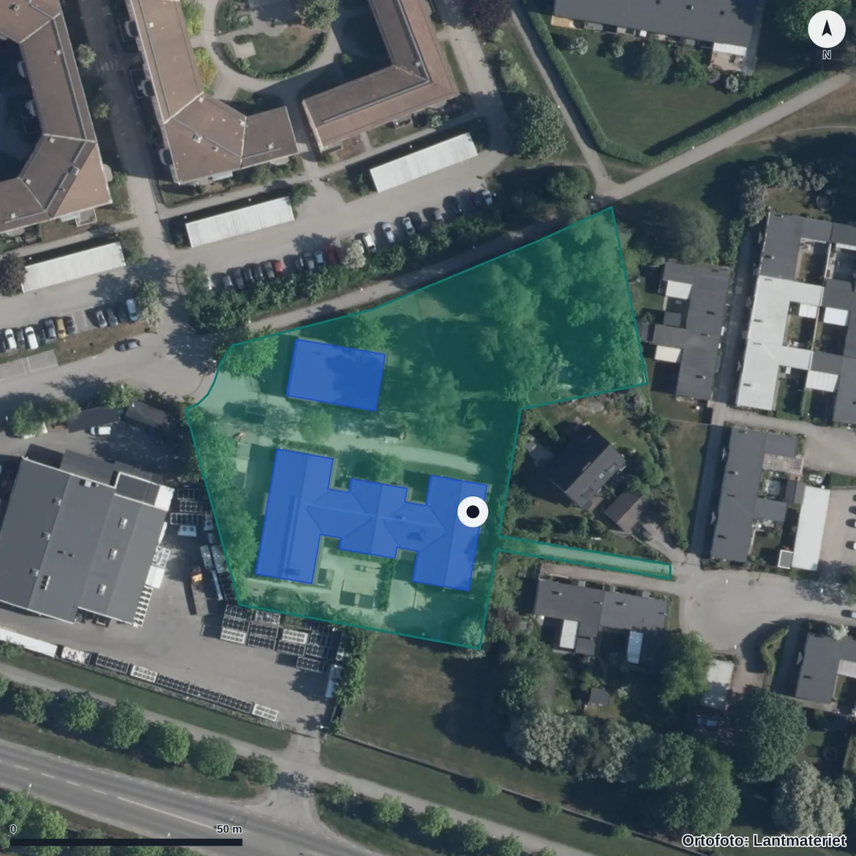 Flygbild över Förskolan Rödklövern, ortofoto från Lantmäteriet