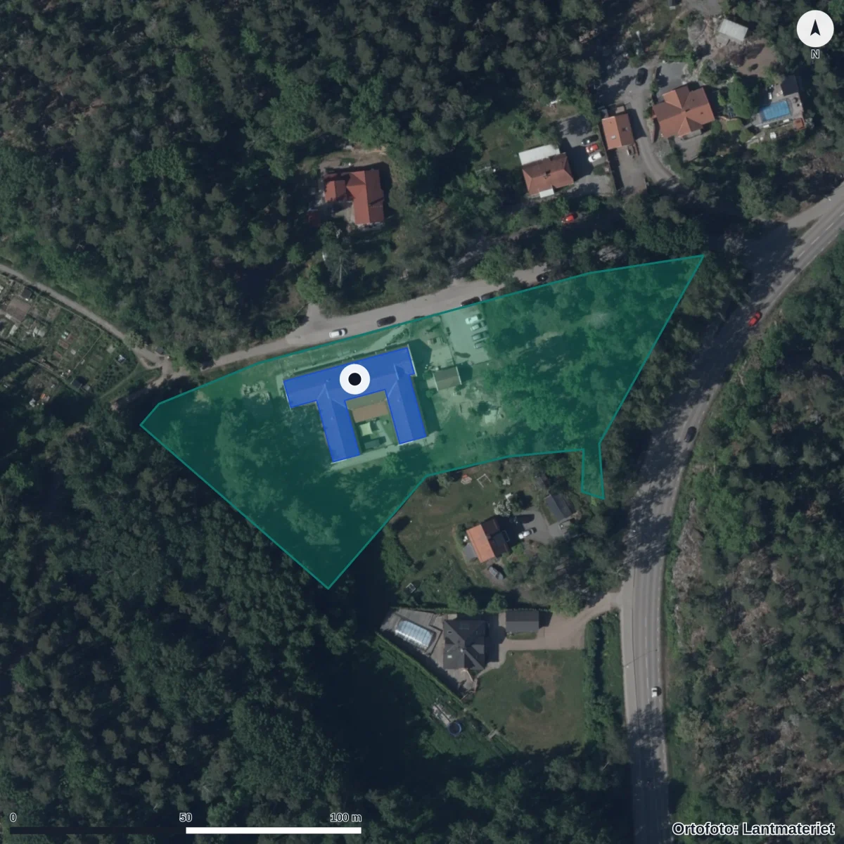Flygbild över Lusthusets Förskola, ortofoto från Lantmäteriet