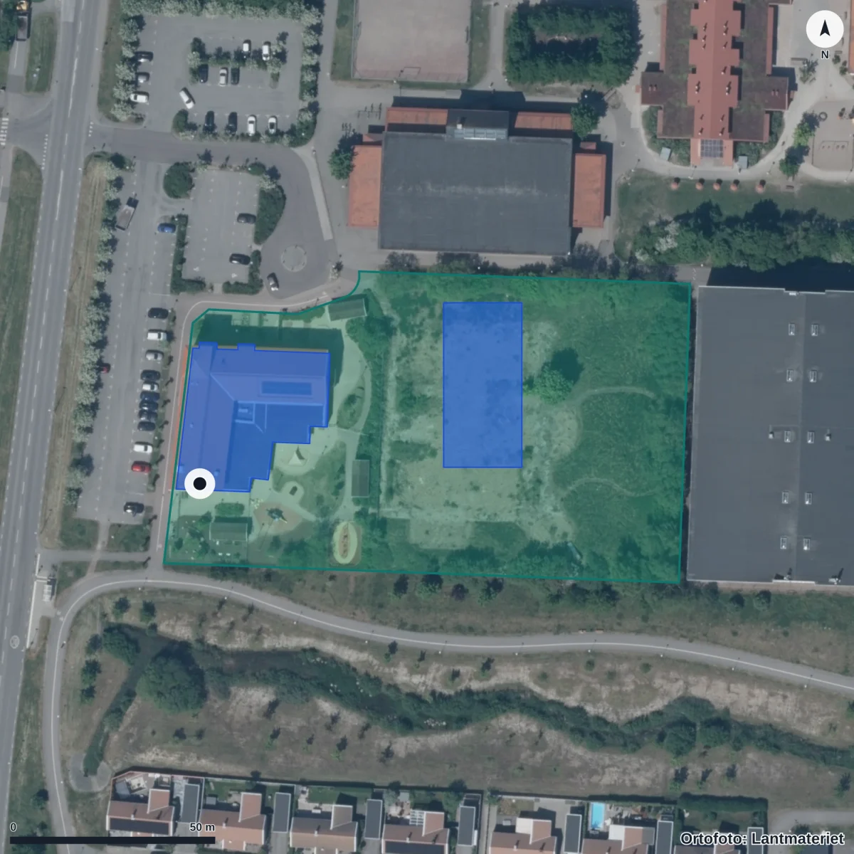 Flygbild över Pärlugglans Förskola, ortofoto från Lantmäteriet