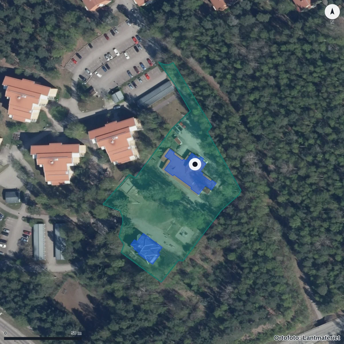 Flygbild över Förskolan Kvarnen, ortofoto från Lantmäteriet