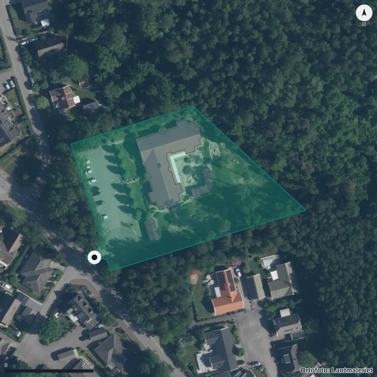 Flygbild över Skogslyckans Förskola, ortofoto från Lantmäteriet