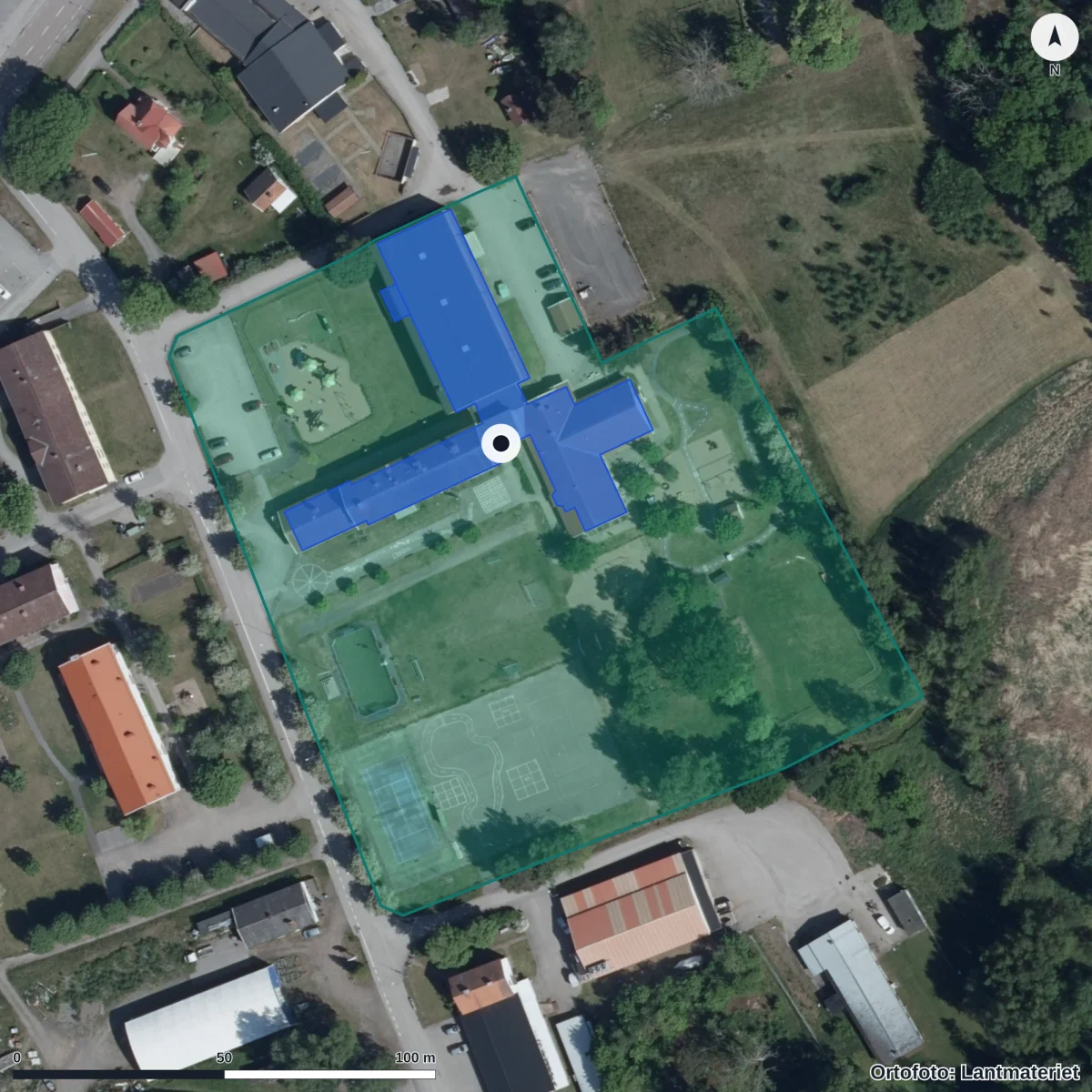 Flygbild över Förskolan Flundran, ortofoto från Lantmäteriet