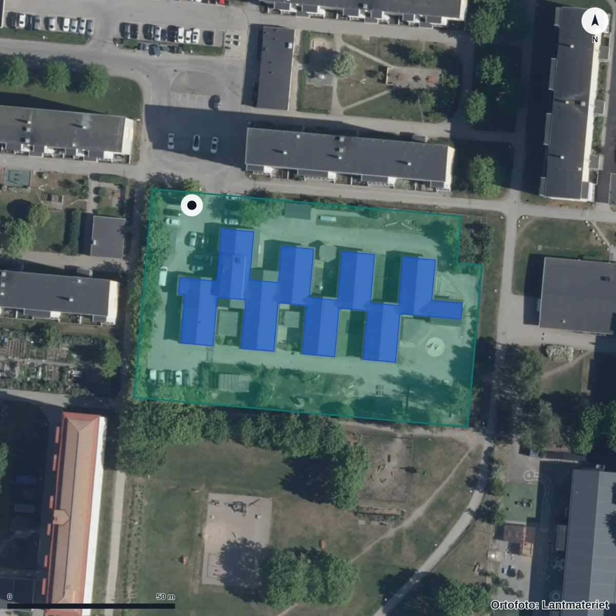 Flygbild över Förskolan Violen, ortofoto från Lantmäteriet