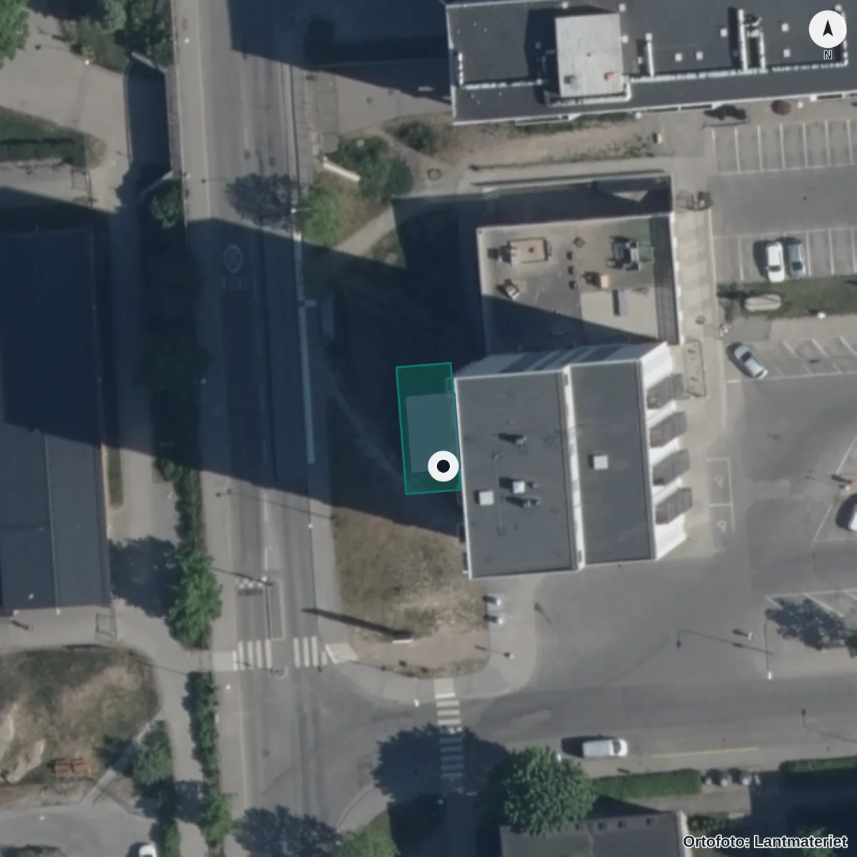 Flygbild över Förskolan Kungshatten Pysslingen, ortofoto från Lantmäteriet