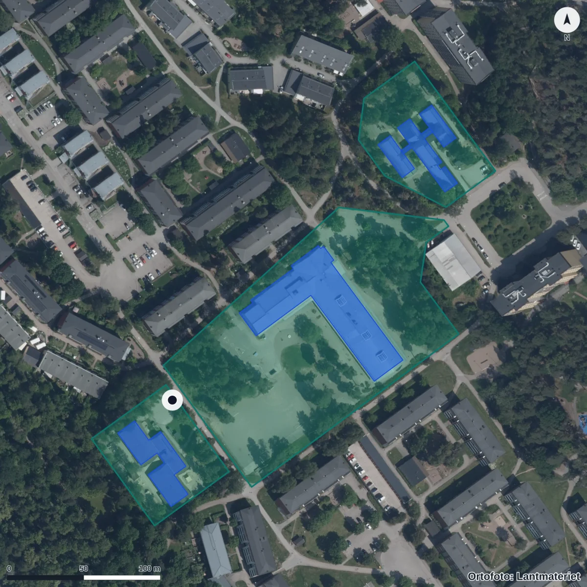 Flygbild över Stenhammars Förskola, ortofoto från Lantmäteriet