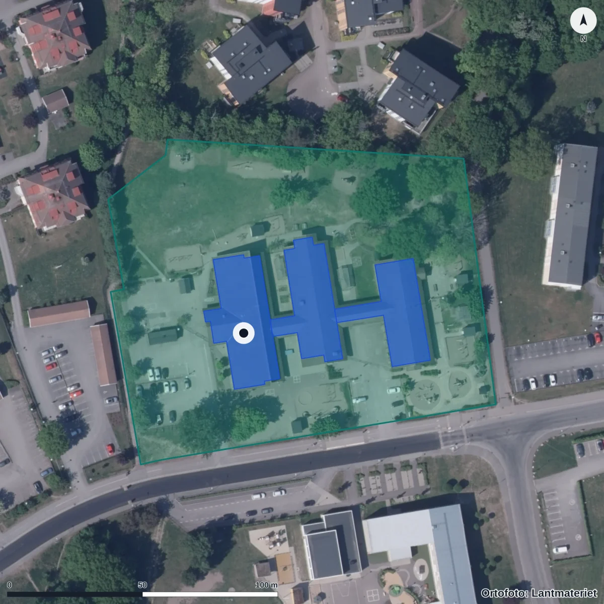 Flygbild över Förskolan Djurängen, ortofoto från Lantmäteriet