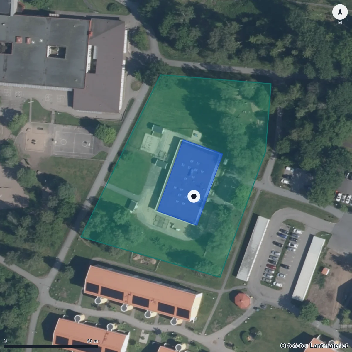 Flygbild över Kalvhagens Förskola, ortofoto från Lantmäteriet