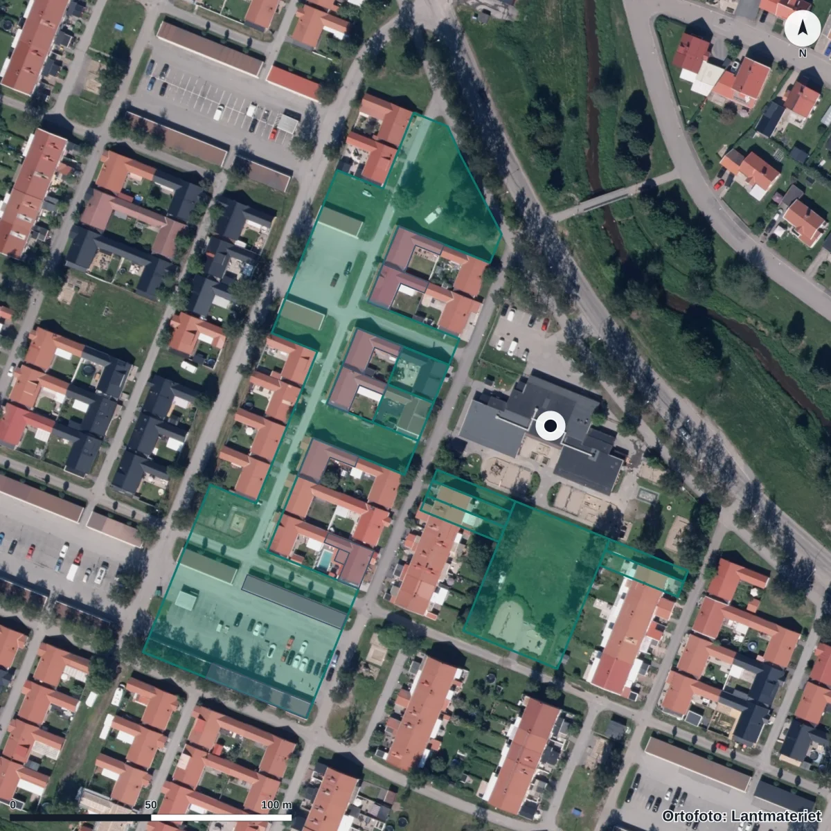 Flygbild över Förskolan Kornetten, ortofoto från Lantmäteriet