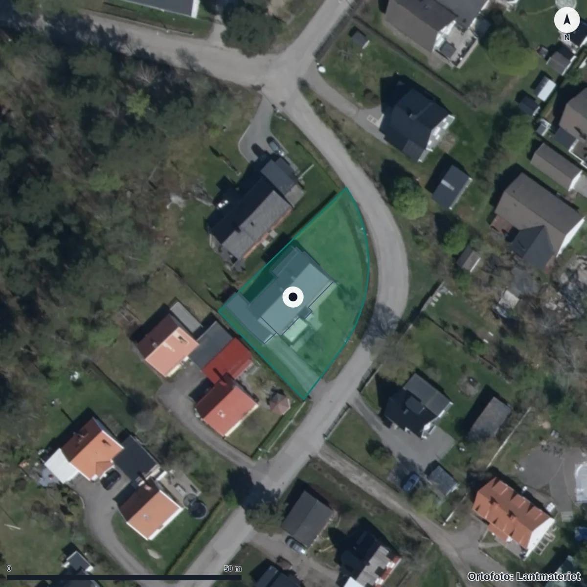 Flygbild över Vapelskogens Förskola, ortofoto från Lantmäteriet