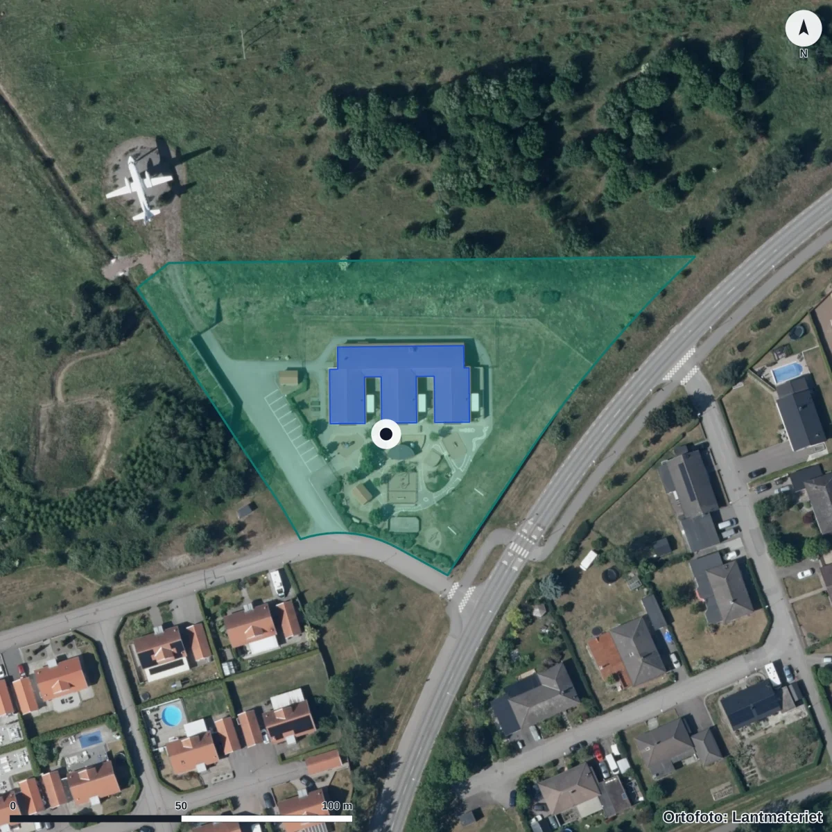 Flygbild över Passadvindsvägen 2, ortofoto från Lantmäteriet