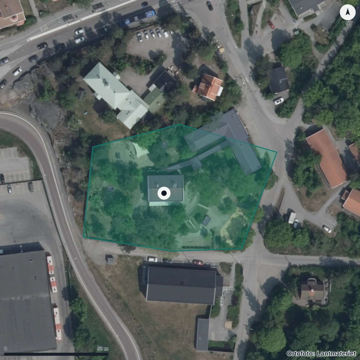 Flygbild över Björknäs Förskola, ortofoto från Lantmäteriet