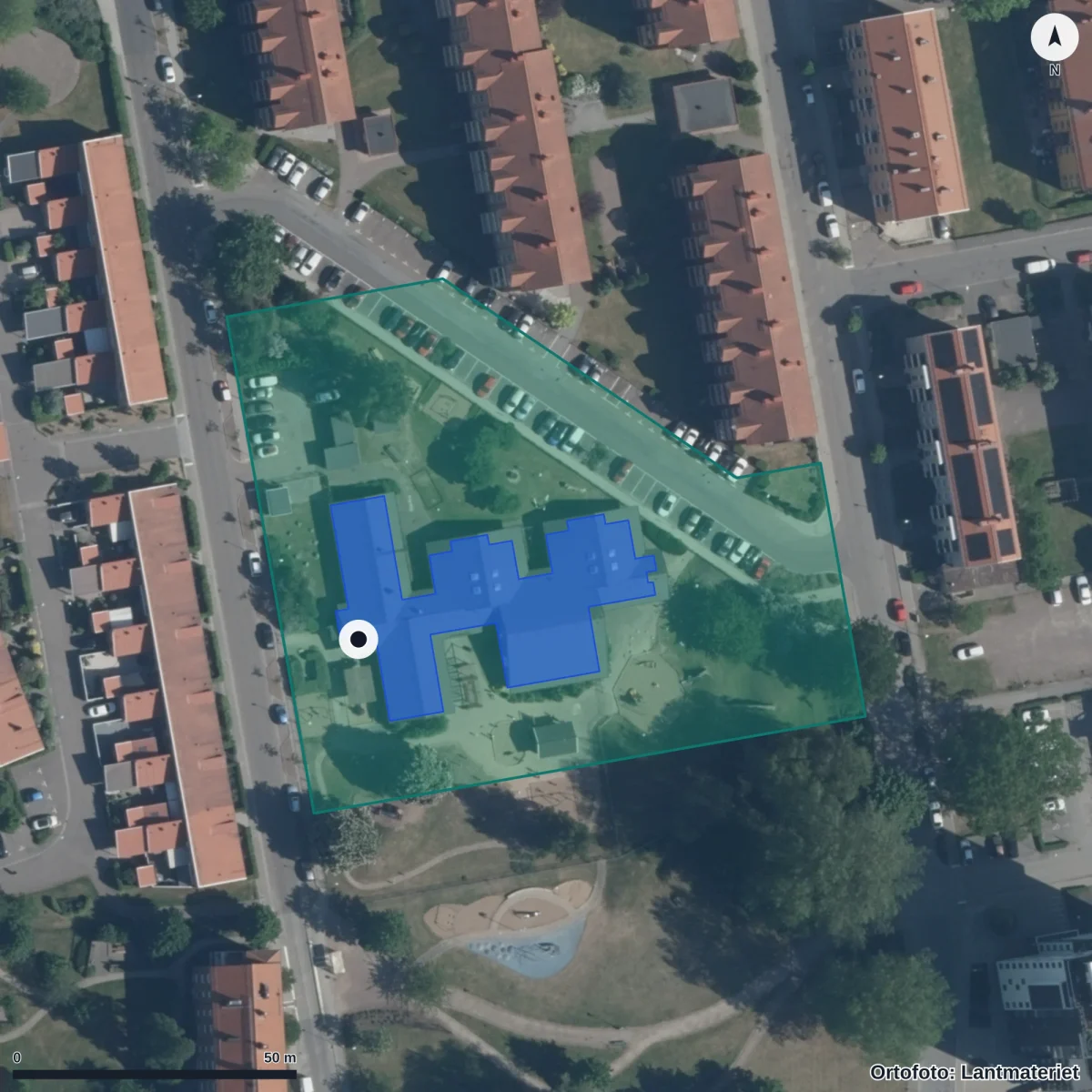 Flygbild över Svarvarens Förskola, ortofoto från Lantmäteriet