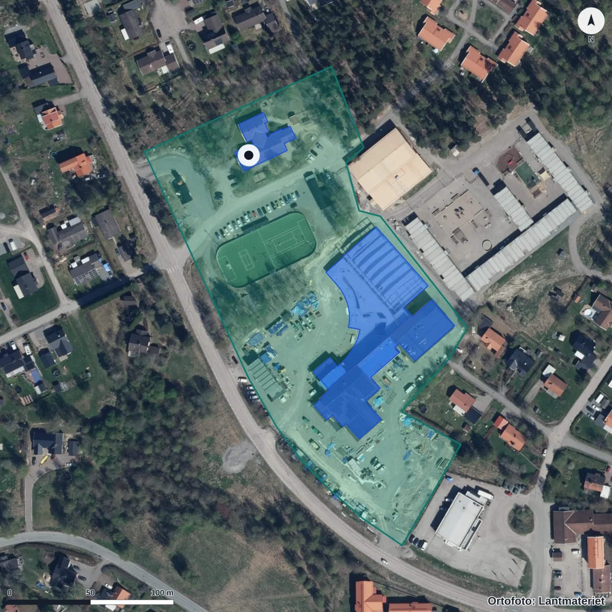 Flygbild över Förskolan Sandsberg, ortofoto från Lantmäteriet