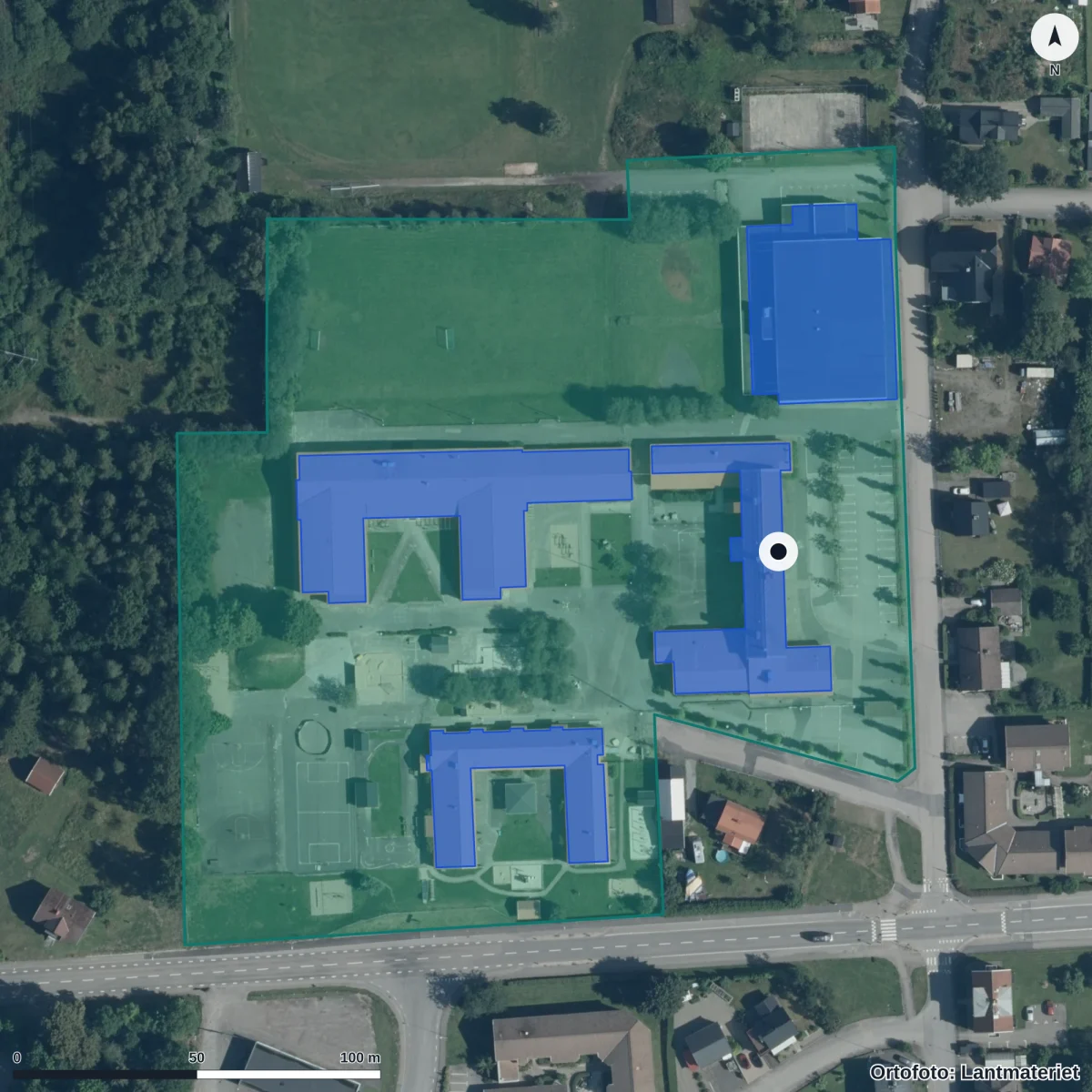 Flygbild över Juvelens Förskola, ortofoto från Lantmäteriet