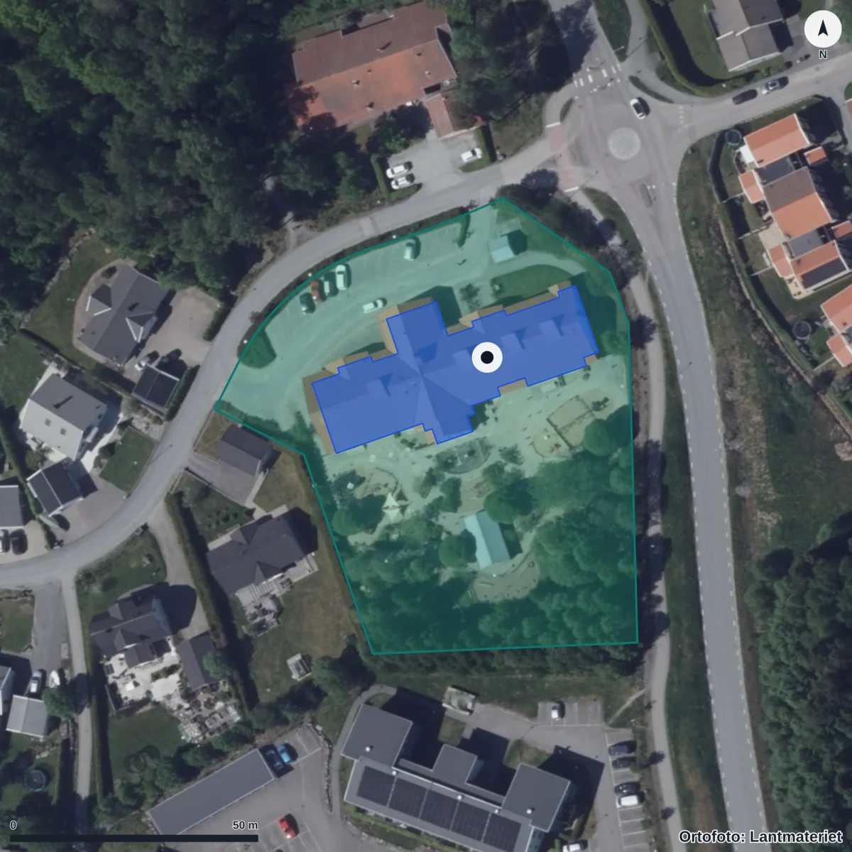 Flygbild över Älmhults Förskola, ortofoto från Lantmäteriet