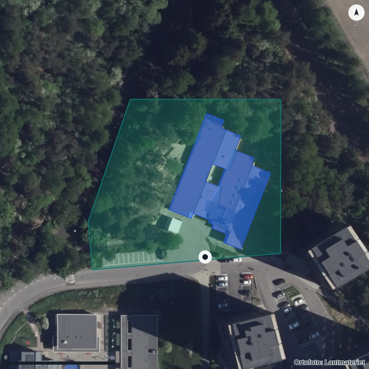 Flygbild över Universumsgatan 2 Förskola, ortofoto från Lantmäteriet