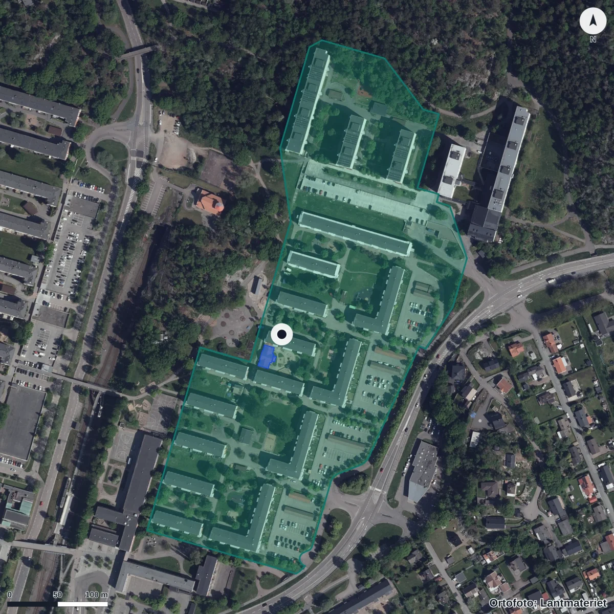 Flygbild över Bondegärdet 18 B Förskola, ortofoto från Lantmäteriet