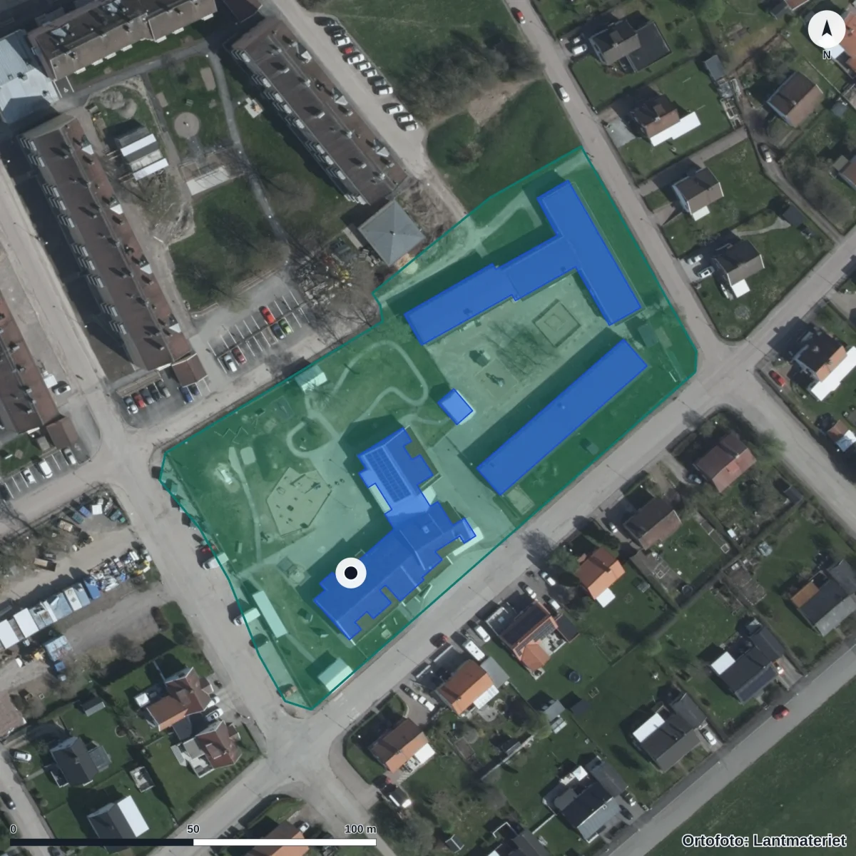 Flygbild över 16. Förskolan Äventyret, ortofoto från Lantmäteriet