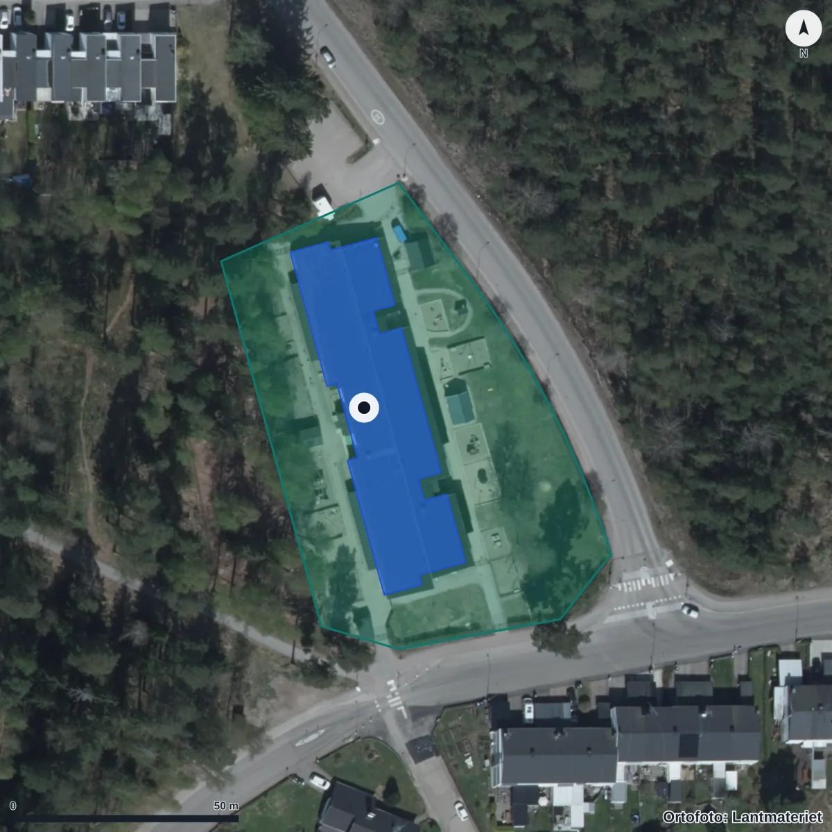Flygbild över Lorensbergs Förskola, ortofoto från Lantmäteriet