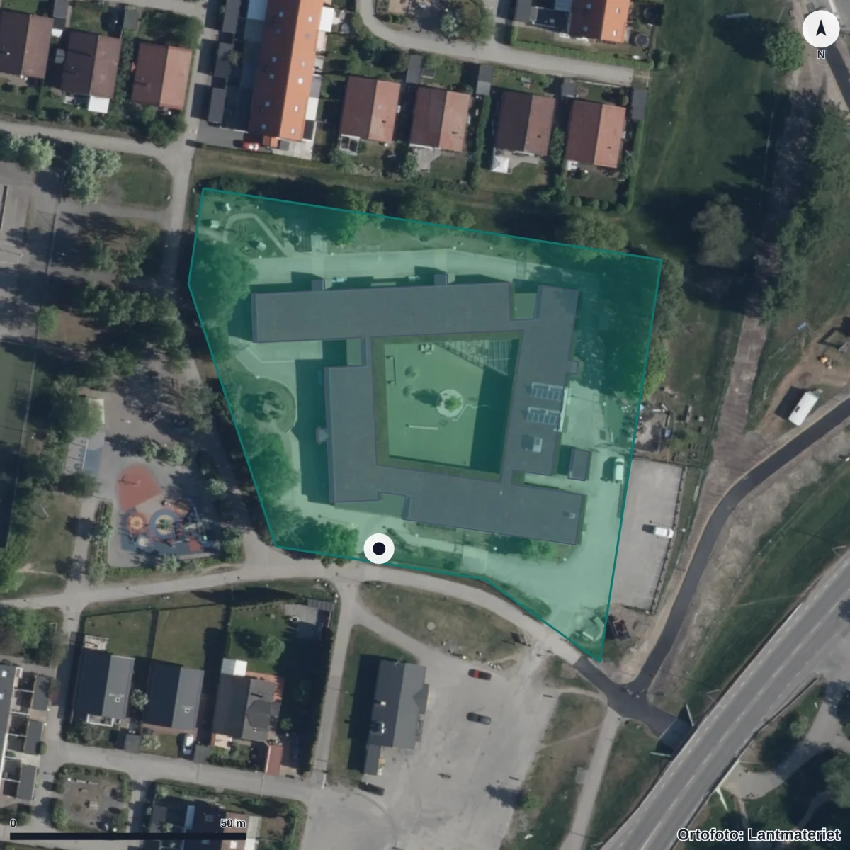 Flygbild över Förskolan Sörgården, ortofoto från Lantmäteriet