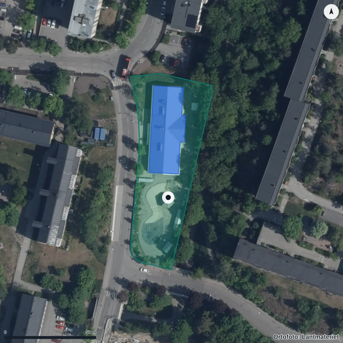 Flygbild över Förskolan Bullerbyn, ortofoto från Lantmäteriet
