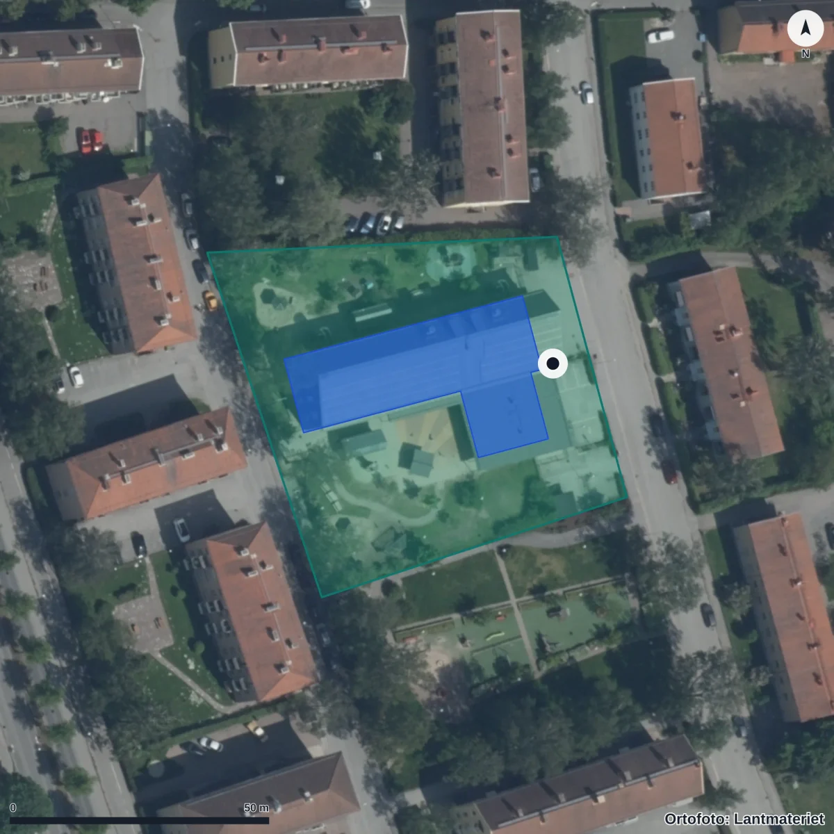 Flygbild över Jarlaparkens Förskola, ortofoto från Lantmäteriet