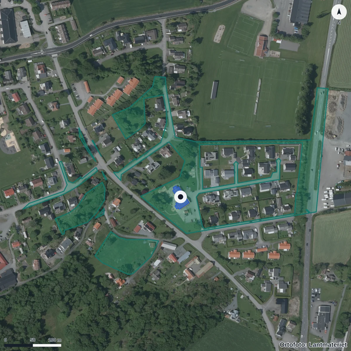 Flygbild över Derome Förskola, ortofoto från Lantmäteriet