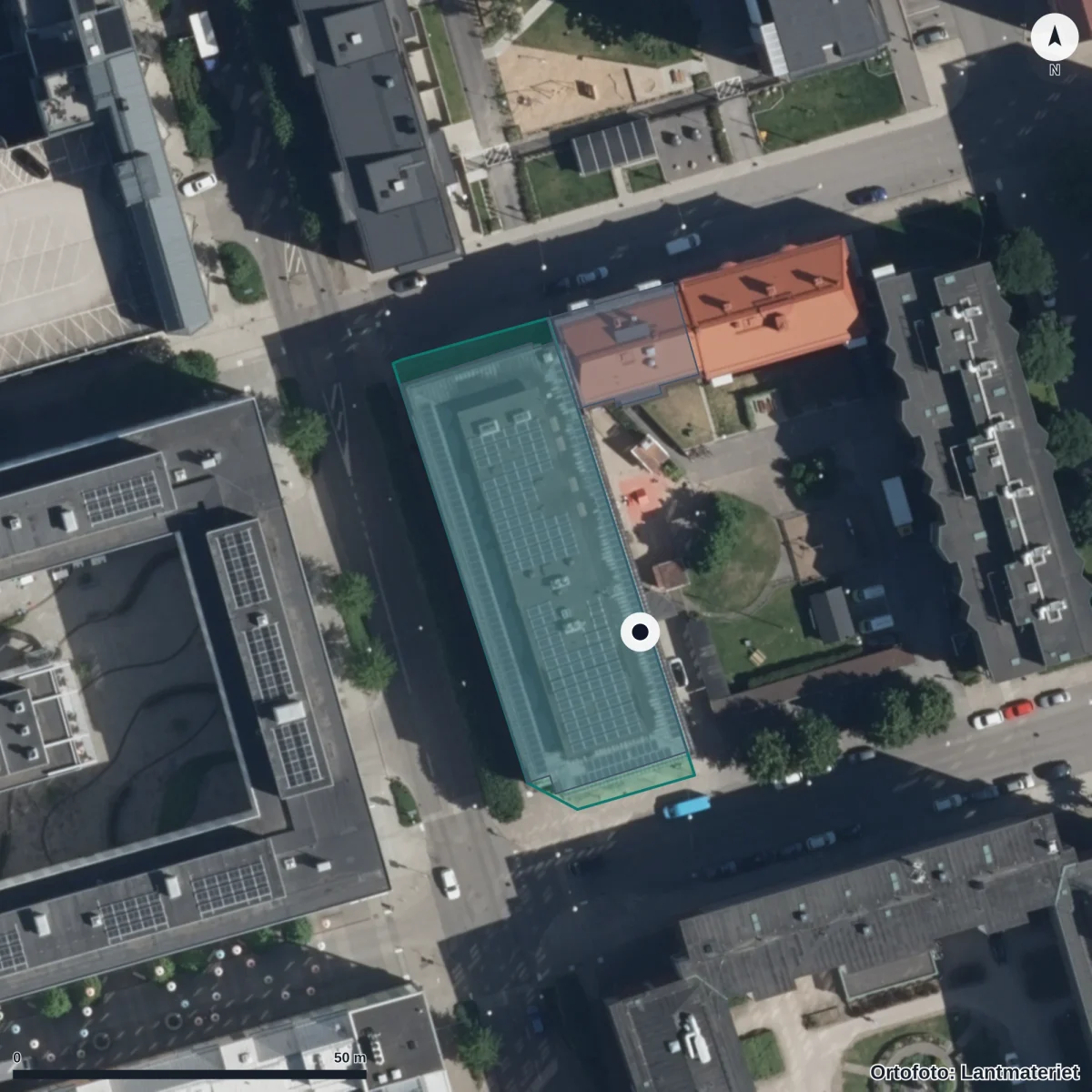 Flygbild över Hantverkarens Förskola, ortofoto från Lantmäteriet