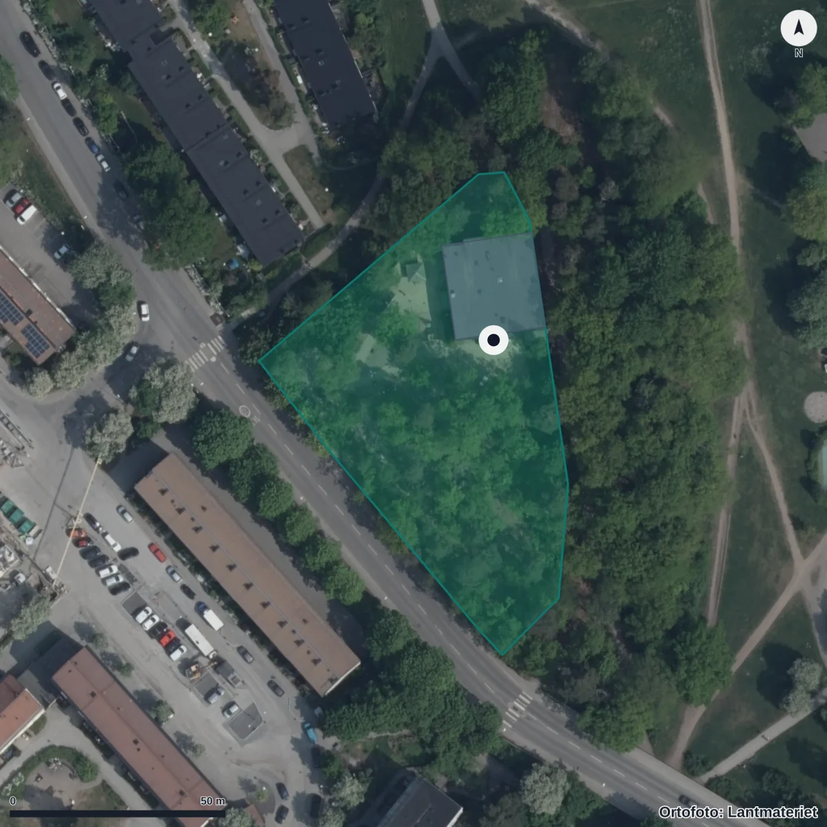 Flygbild över Förskolan Knatteborgen, ortofoto från Lantmäteriet