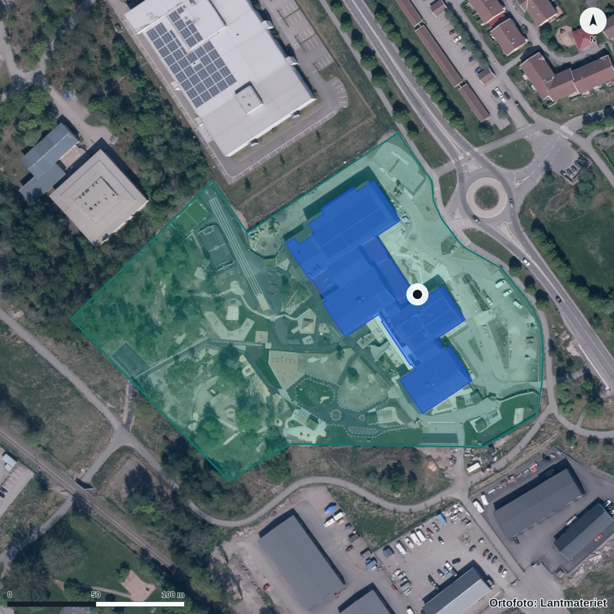 Flygbild över Holmängens Förskola, ortofoto från Lantmäteriet