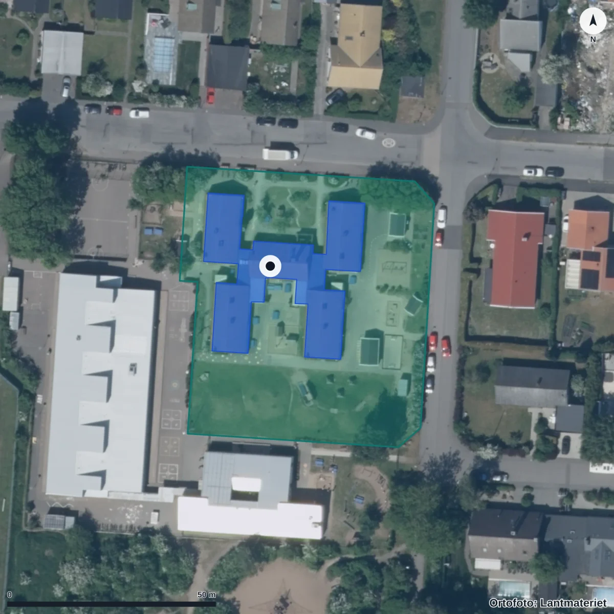 Flygbild över Ängsdals Förskola Bunkeflostrand, ortofoto från Lantmäteriet