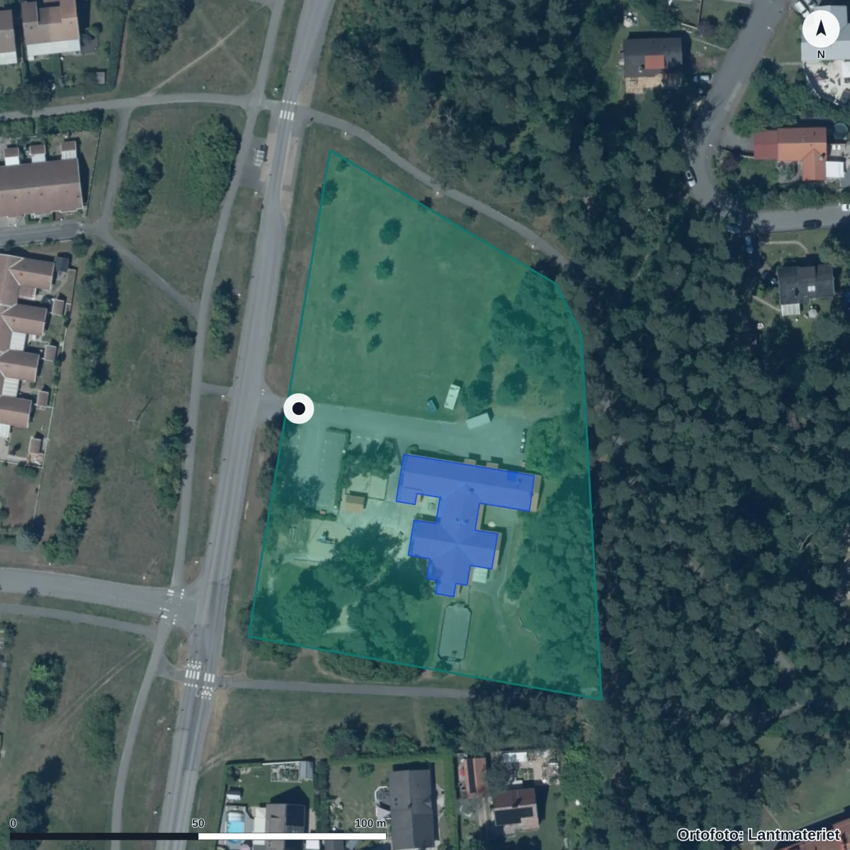 Flygbild över Skogsgläntans Idrottsförskola, ortofoto från Lantmäteriet