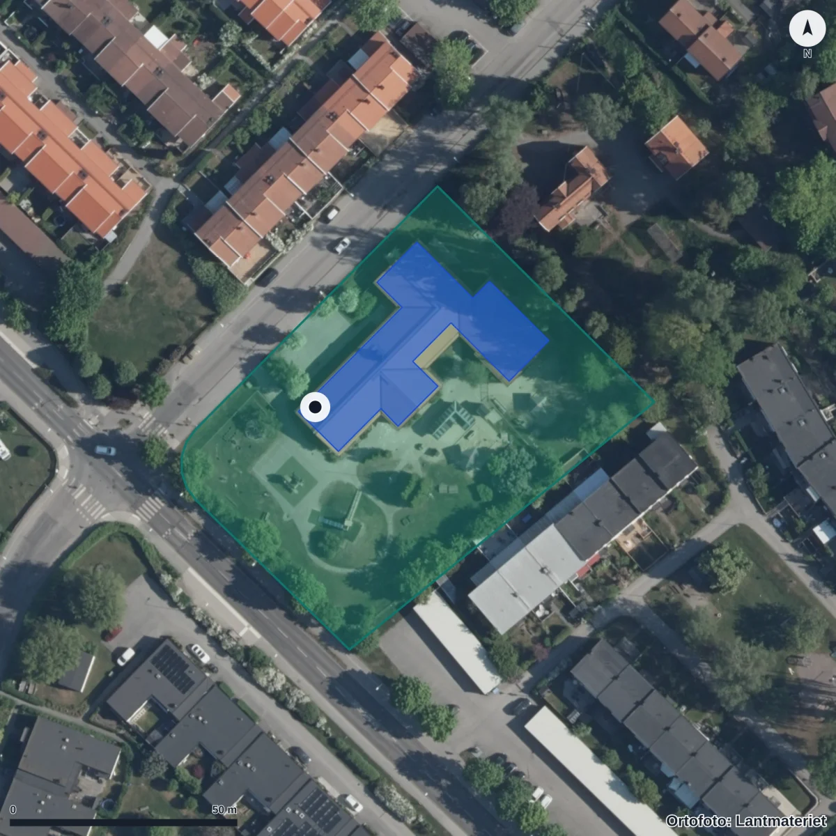 Flygbild över Förskolan Sunnanäng, ortofoto från Lantmäteriet