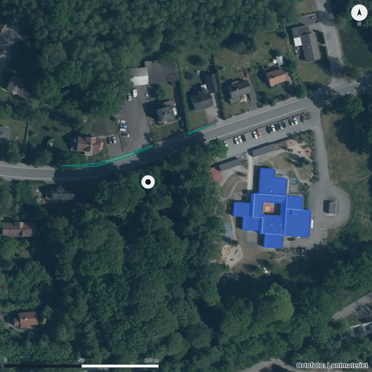 Flygbild över Stallbackens Förskola, ortofoto från Lantmäteriet