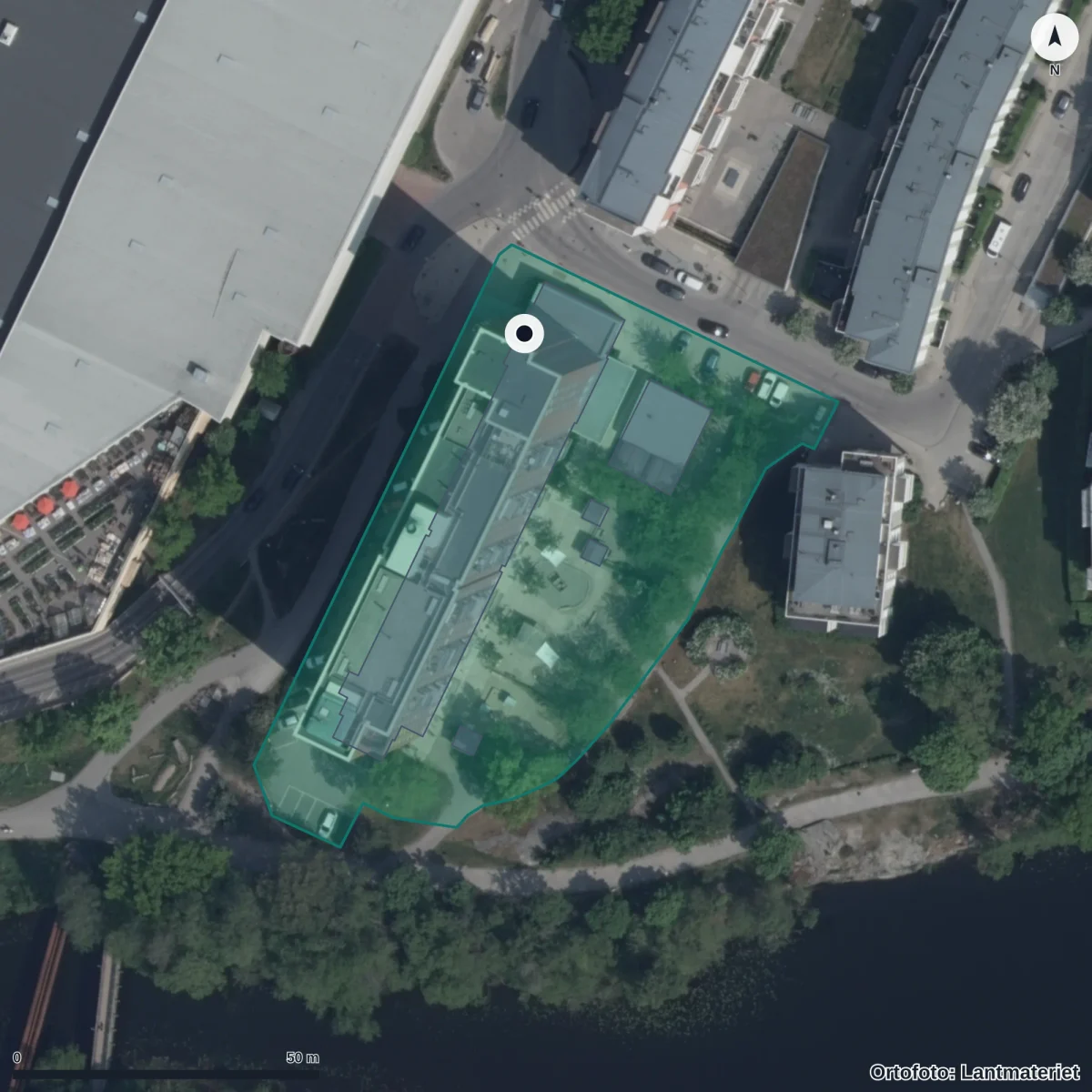 Flygbild över Dibber Daggkåpan Förskola, ortofoto från Lantmäteriet