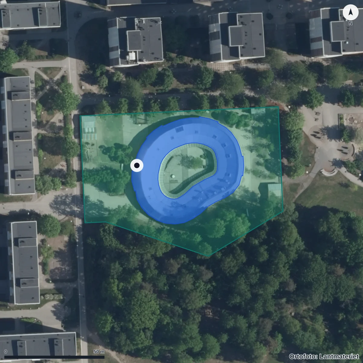 Flygbild över Förskolan Ugglan, ortofoto från Lantmäteriet