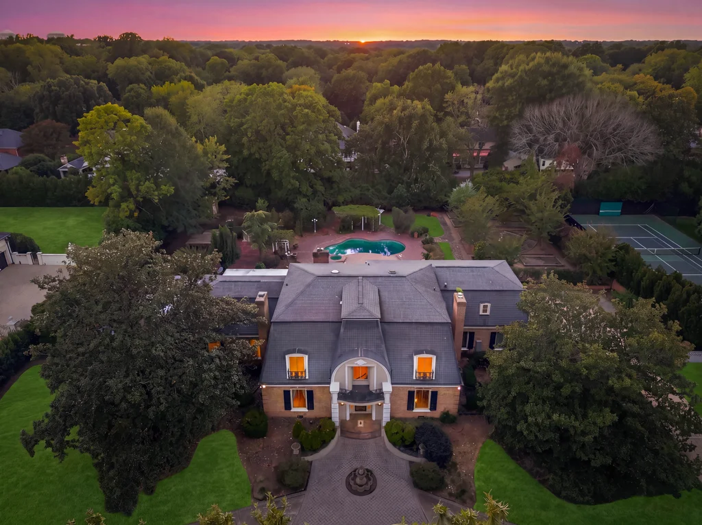 3452SharonRd_Drone_Twilight_004_Green_Grass_GreenGrass_Clean_Driveway_CleanDriveway
