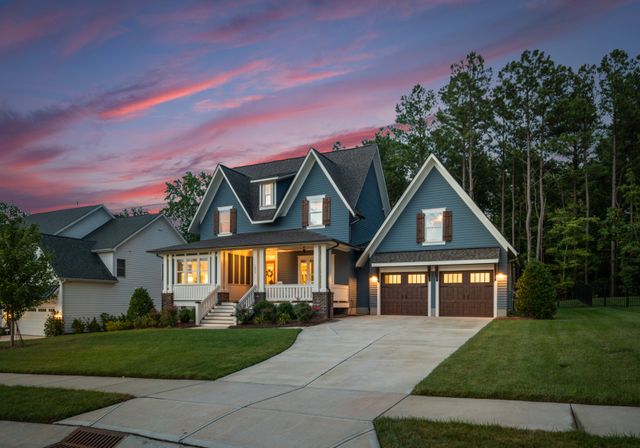 Pin Oak Ct_Twilight -01