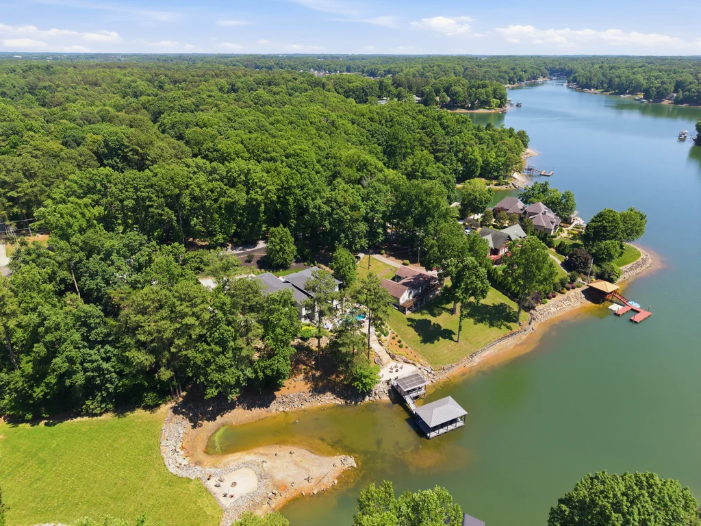 106NorcrossLn_Drone_003