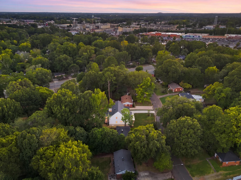 4647_General_Pershing_Dr_Drone_Twilight_002_Light_Lavender_Twilight_LightLavenderTwilight