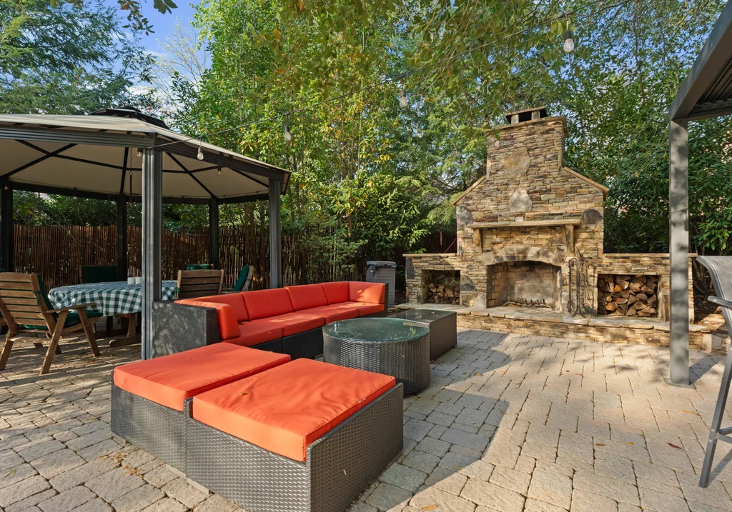 Oglukian Road_Ext-12