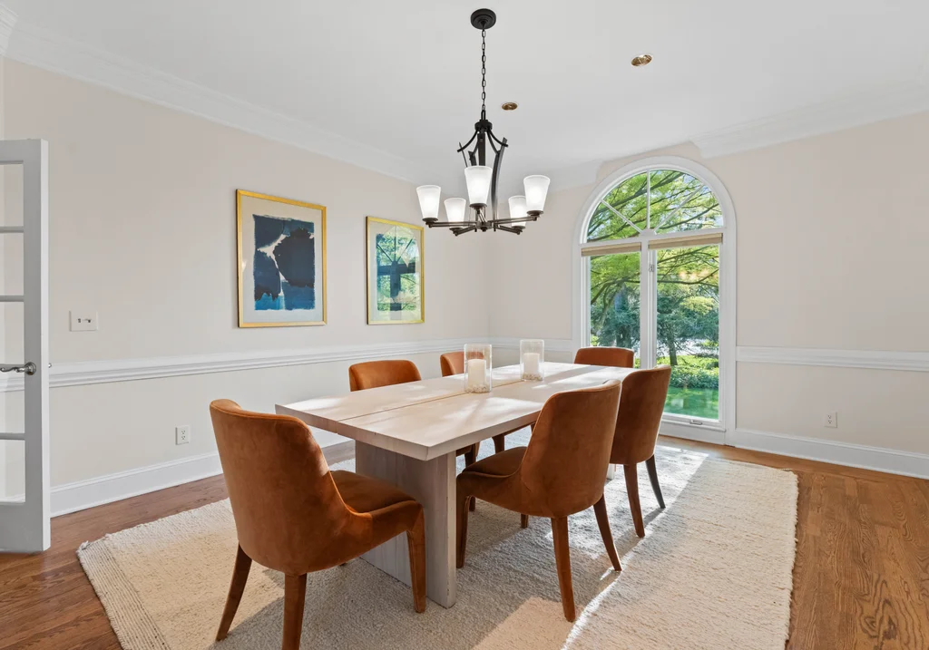 Oglukian Road_Int-01