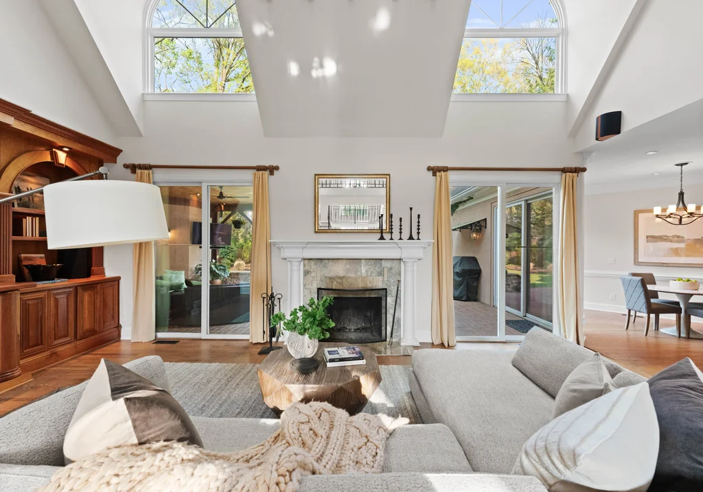 Oglukian Road_Int-06