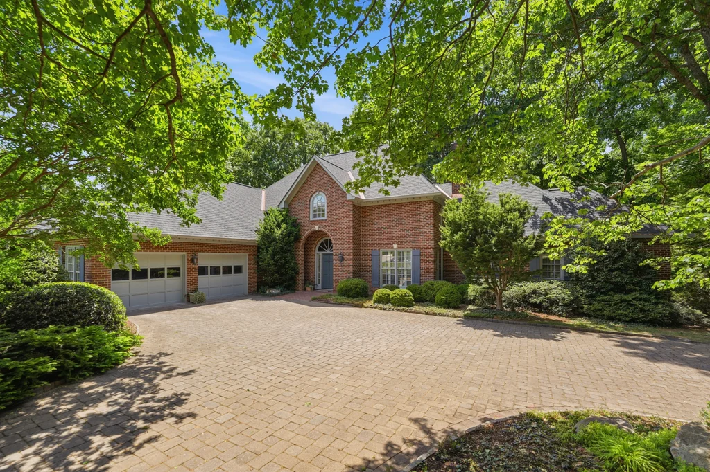 4145MoorlandDr_Ext_003