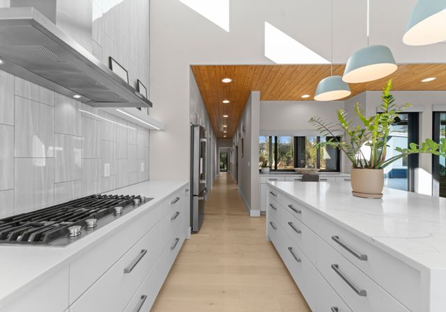 Mammoth Oaks Dr_Int-33