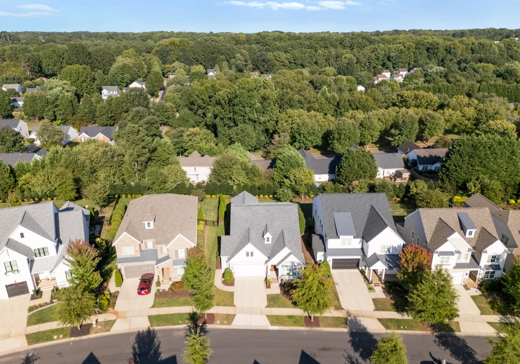 Huntson Reserve Rd_Drone-01